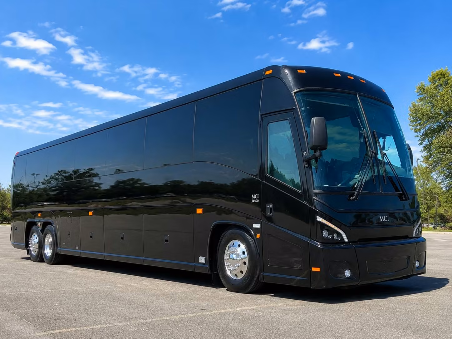 construction crew shuttles and worksite transportation in chula vista